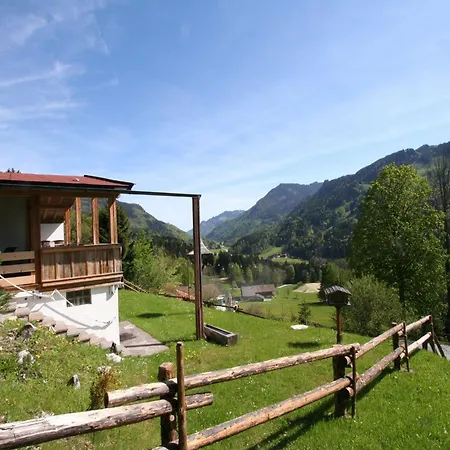 In Niederndorf Near Skiwelt Lift, Cleaning Included * Niederndorferberg